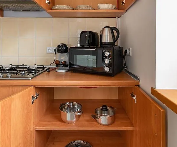 Sophisticated Old Town By Polo *