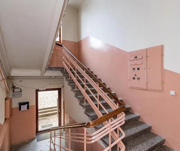 Sophisticated Old Town By Polo アパート *